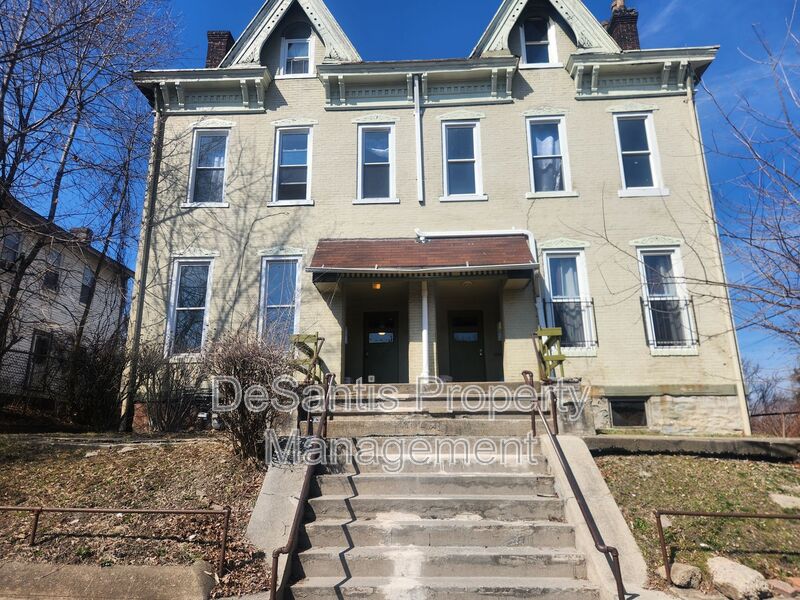 East Liberty Condo: 621-623 Lincoln Avenue