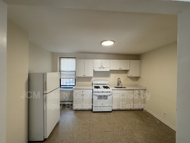 Boston: Dorchester Condo: 11 Victory Road