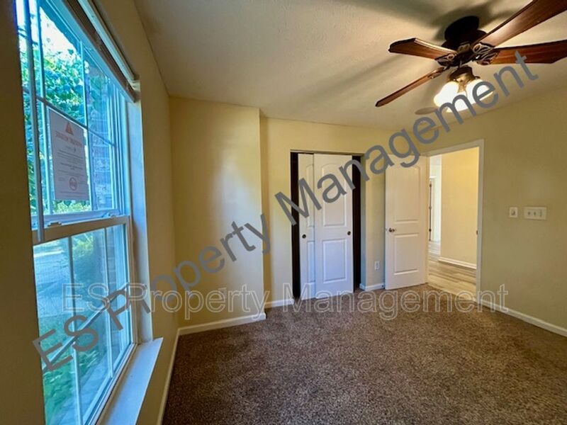 RENOVATED 3 Bedroom 2 Bathroom Ranch Style Home in Warren! - Photo 22