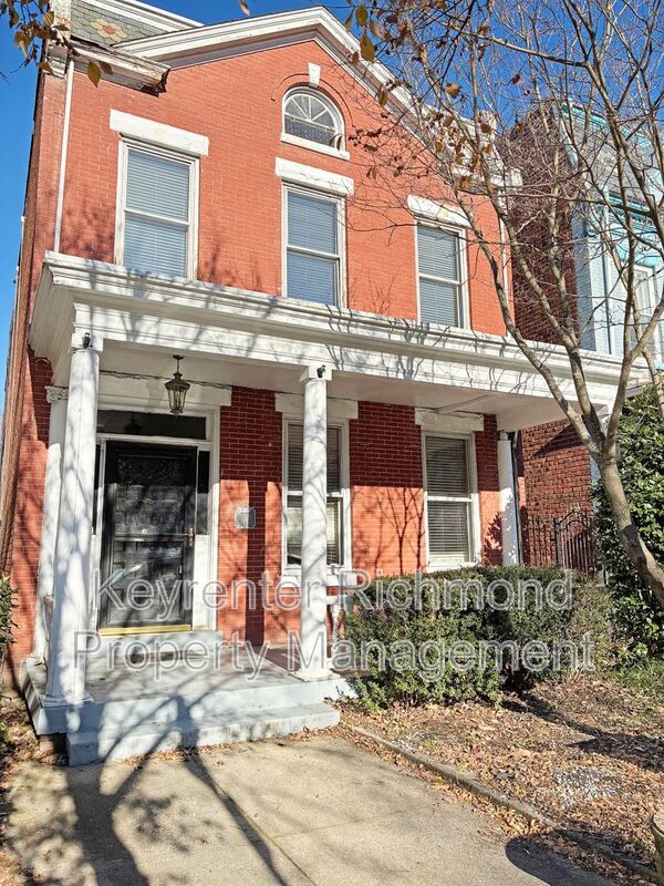 Richmond House: 2020 Floyd Avenue