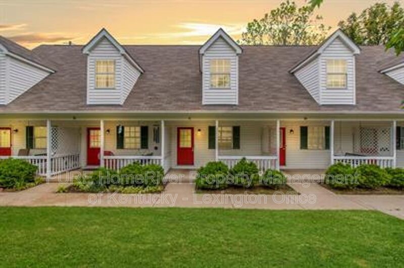 Frankfort Townhome: 263 Centennial Drive