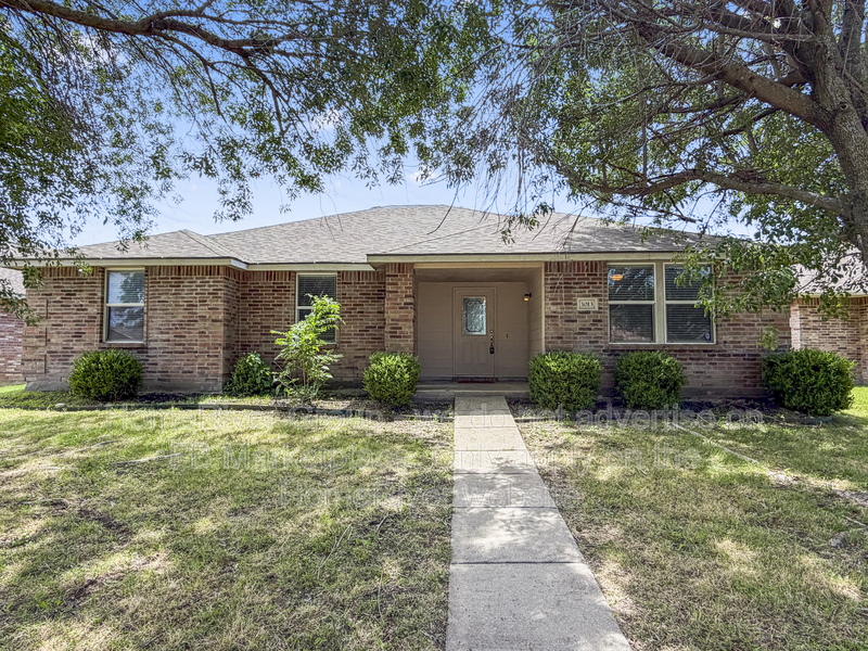 Wylie House: 3013 Meadow Bluff Dr