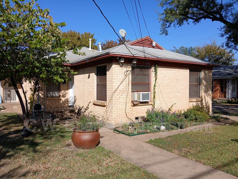 Dallas Condo: 3019 Avon St.