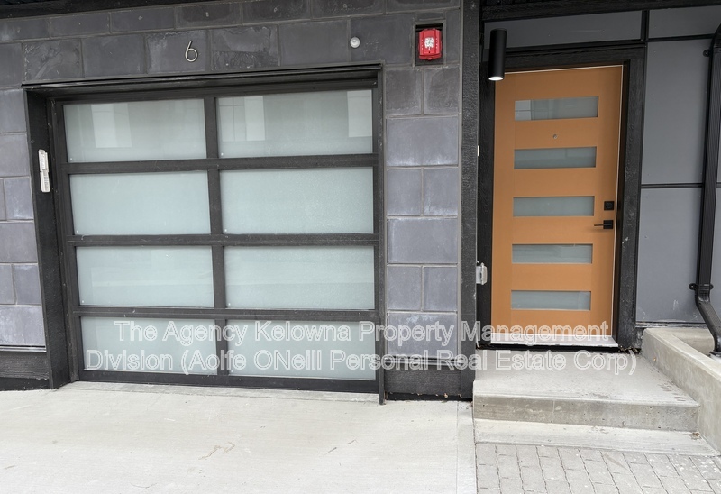 West Kelowna Townhome: 1980 Upper Sundance Dr