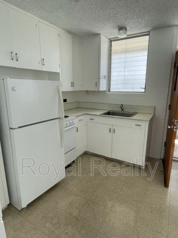 Honolulu Condo: 913 Coolidge Street