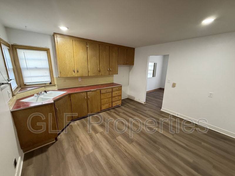 Nebraska City Condo: 215 N. 14th Street