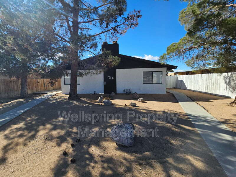 Ridgecrest Condo: 305 South Richmond Road