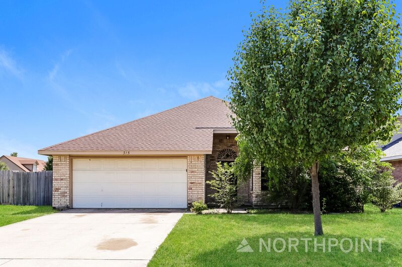 Forney House: 315 Forestwood Dr