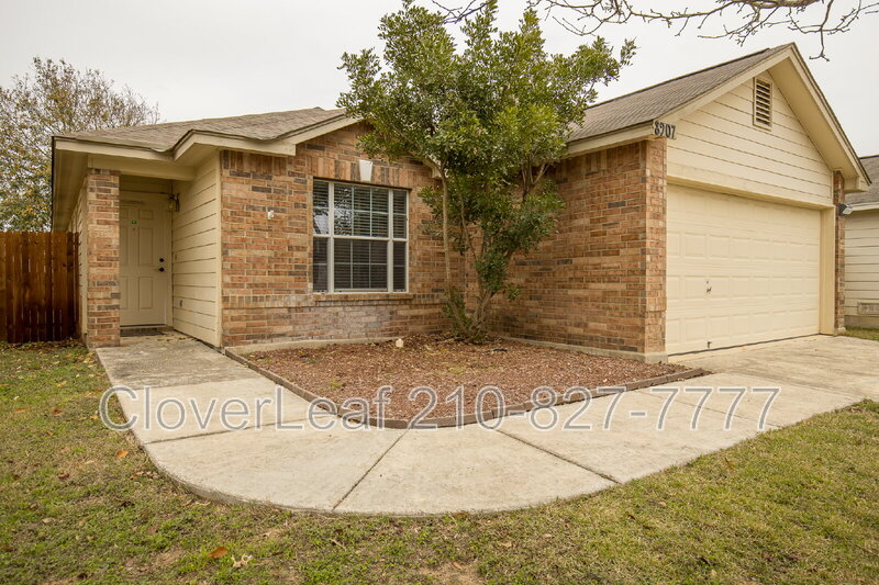 San Antonio House: 8907 Laguna Fls