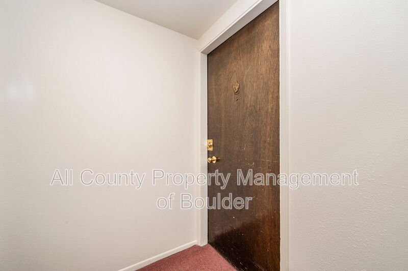 Main Rental Photo 17