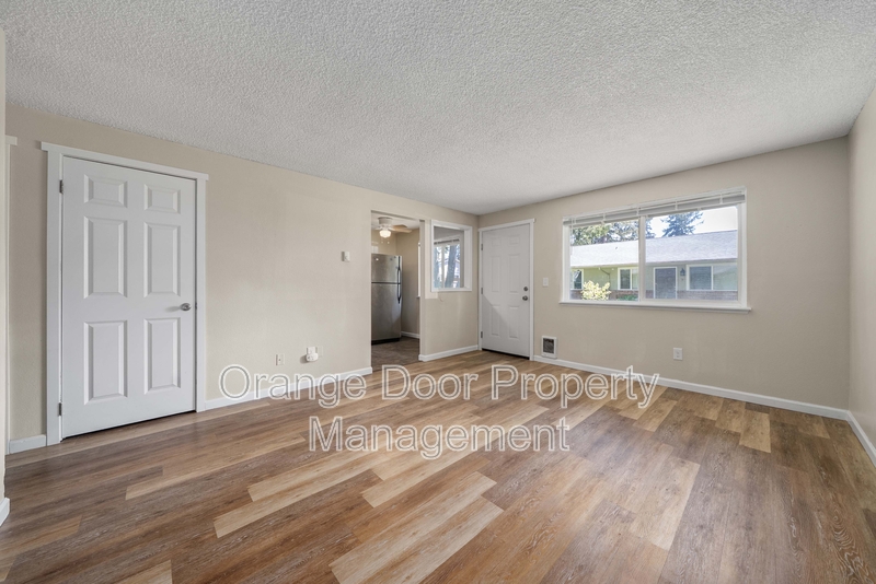Puyallup Condo: 12311 112th Avenue Court East