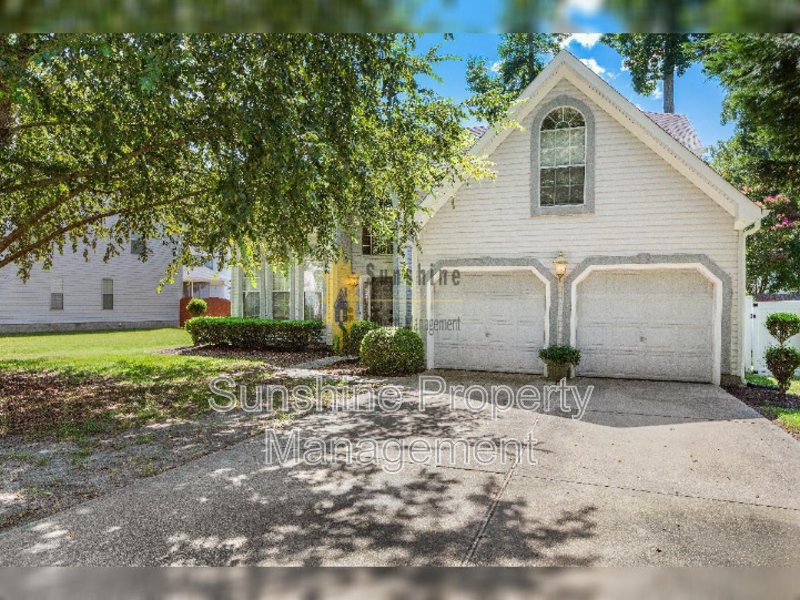 Suffolk House: 3717 Finish Line Arch