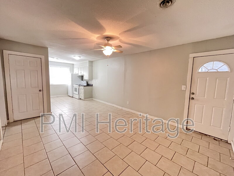 Fayetteville Condo: 15 W Martin Luther King Jr Blvd