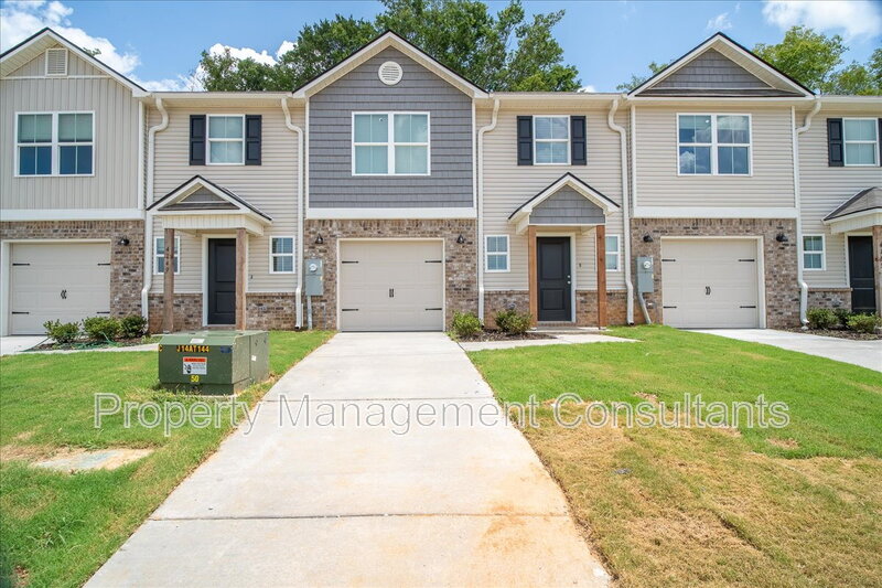 Decatur House: 4151 Hudson Court