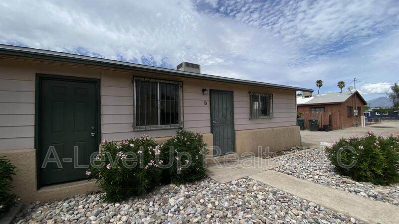Tucson Condo: 5752 East 28th Street - B