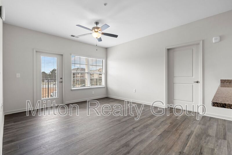 Lillington Condo: 150 Grove Circle