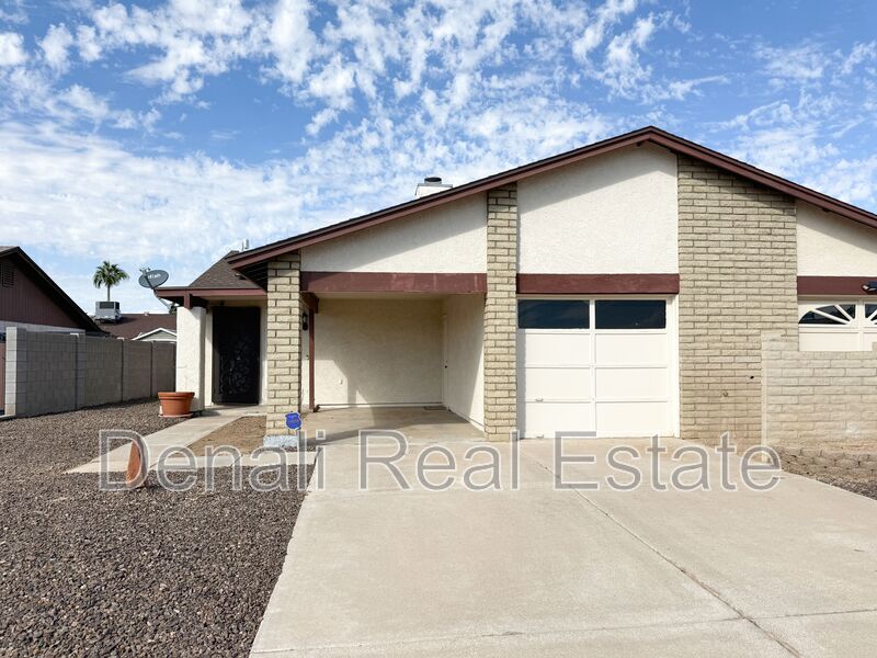Glendale House: 5110 W. Wood Drive