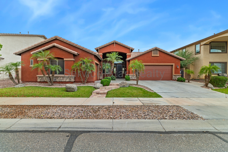 Surprise House: 15843 W Desert Mirage Dr