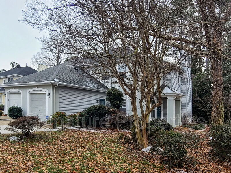 Newport News House: 901 Willow Pt