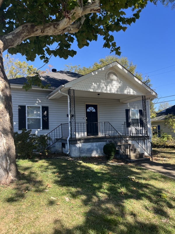 Mt. Holly House: 104 Park Avenue