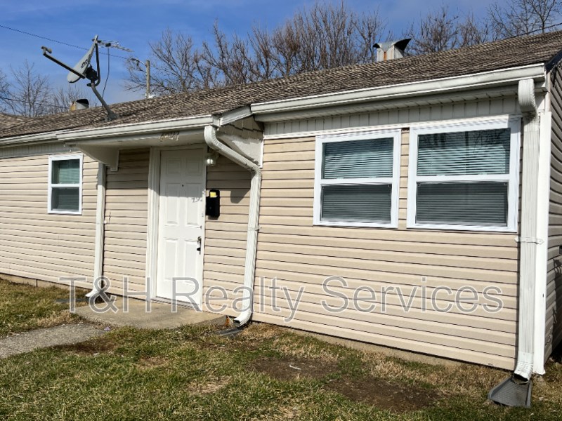 Indianapolis Condo: 4924 Farrington Avenue