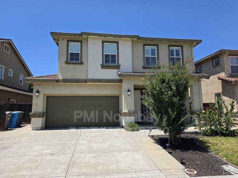 Vacaville House: 308 Aster St