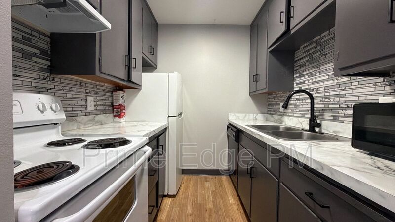 Lincoln House: 4900 Huntington Avenue - 4