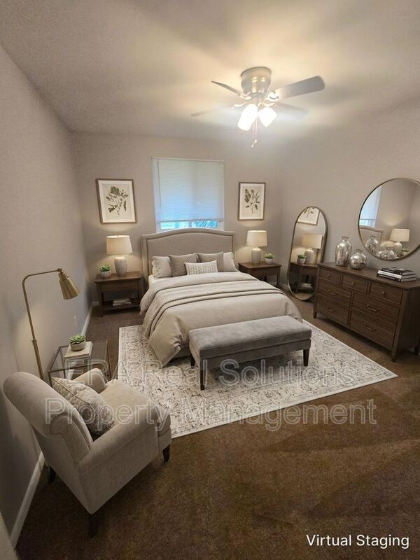 Columbus Condo: 1184 Woodbrook Ln