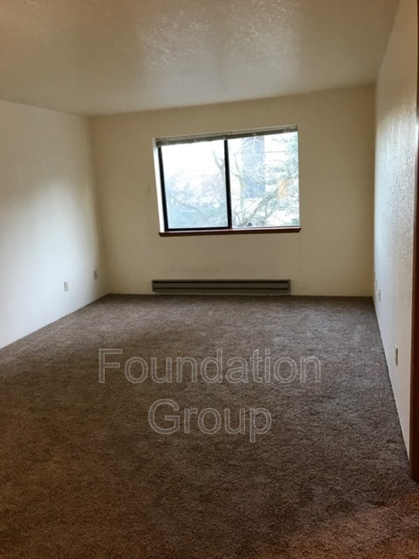 Seattle House: 1314 Spring St