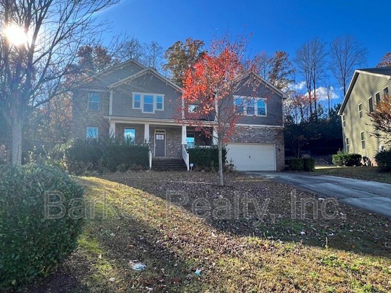 Cary House: 324 Matilda Place