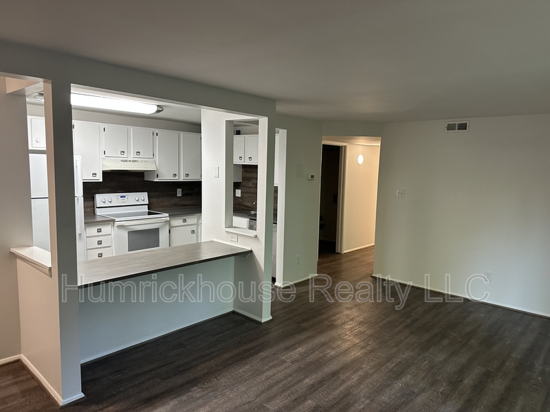 Charlotte Condo: 3164-H Central Ave
