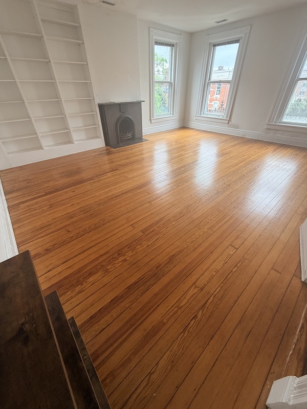 Richmond Condo: 500 W Franklin St
