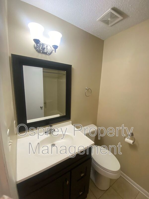 RENT SPECIAL 1/2 OFF 1ST MONTHS RENT IF MOVE IN BY 12/15 - Photo 10