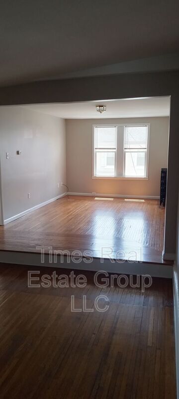 Fleetwood Condo: 19 West Main St