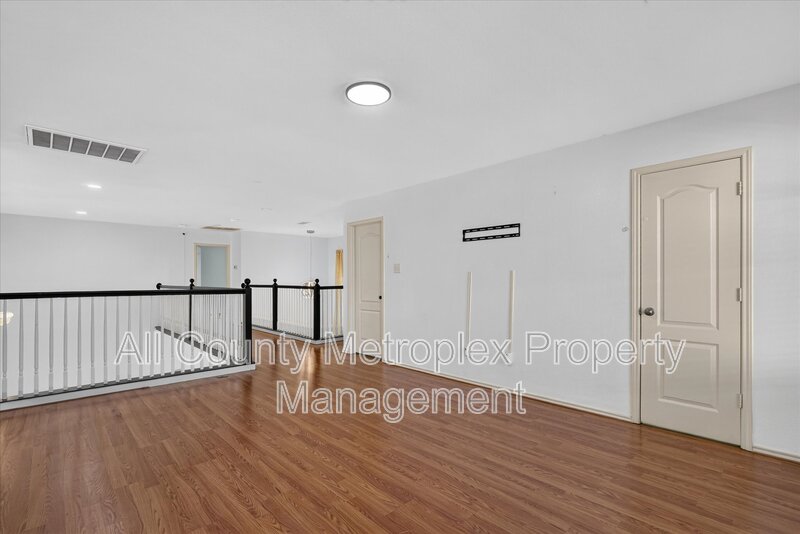 Main Rental Photo 8