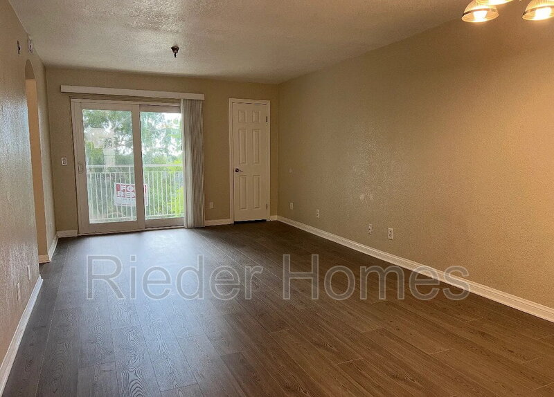 San Diego Condo: 5252 Orange Avenue