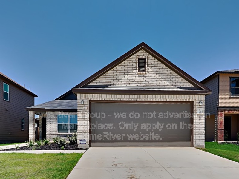 San Antonio House: 15215 Liberty Sta