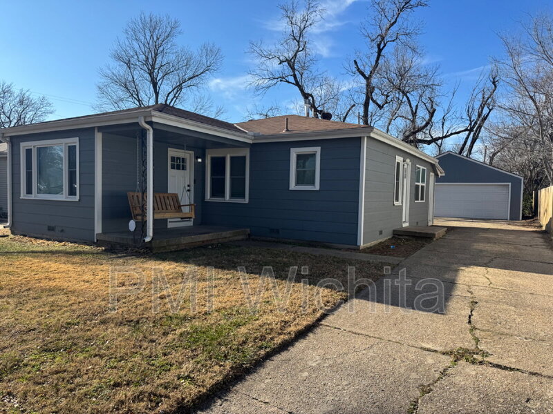 Wichita Condo: 923 N Sheridan St