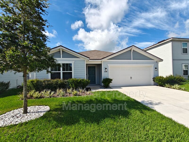 Jacksonville House: 5639 Bullseye Cir