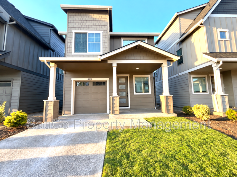 Hillsboro House: 8023 Northeast Sabo Street