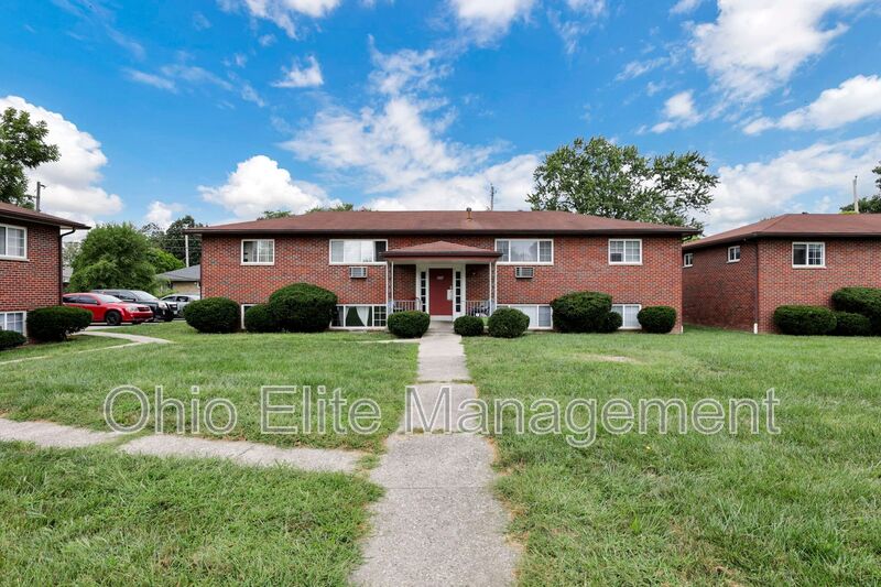 Columbus House: 1037 Binns Blvd
