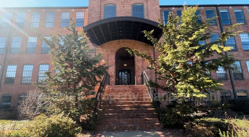 Greenville Condo: 400 Mills Avenue