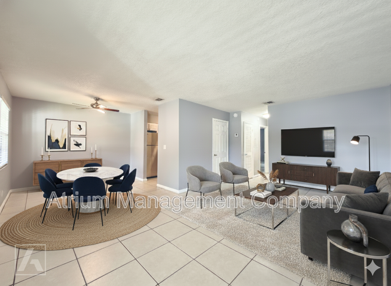 Deland Condo: 920 W. New York Avenue
