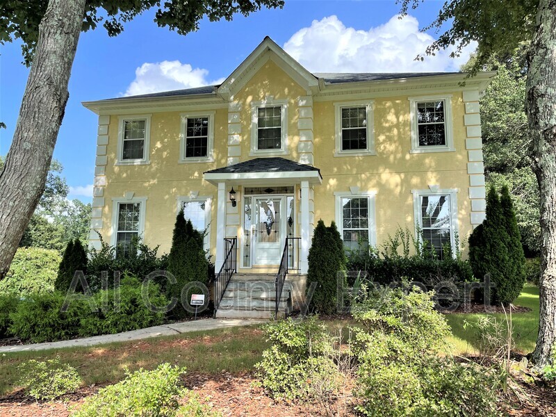 Lawrenceville House: 2470 Valentines Court