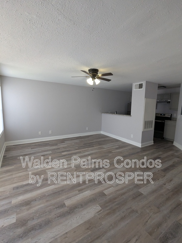 Orlando Condo: 4716 Walden Circle