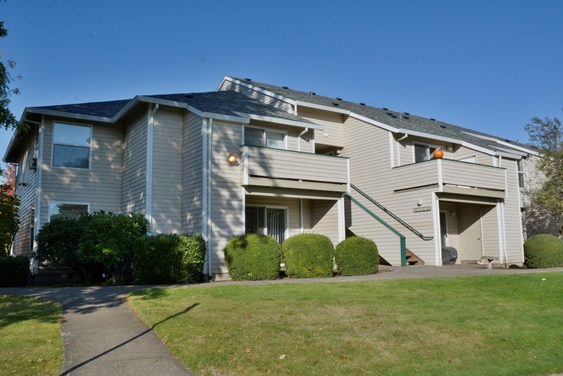 BEAVERTON Condo: 1285 NW 183RD AVE