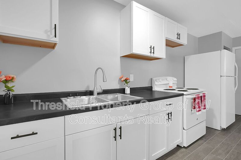 Columbus Condo: 180 North Sylvan Avenue