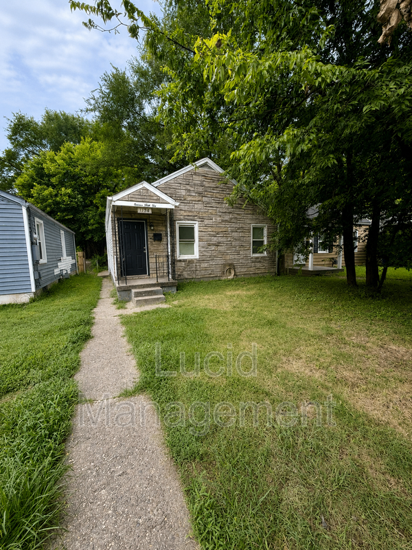 Louisville House: 1134 Lincoln Avenue