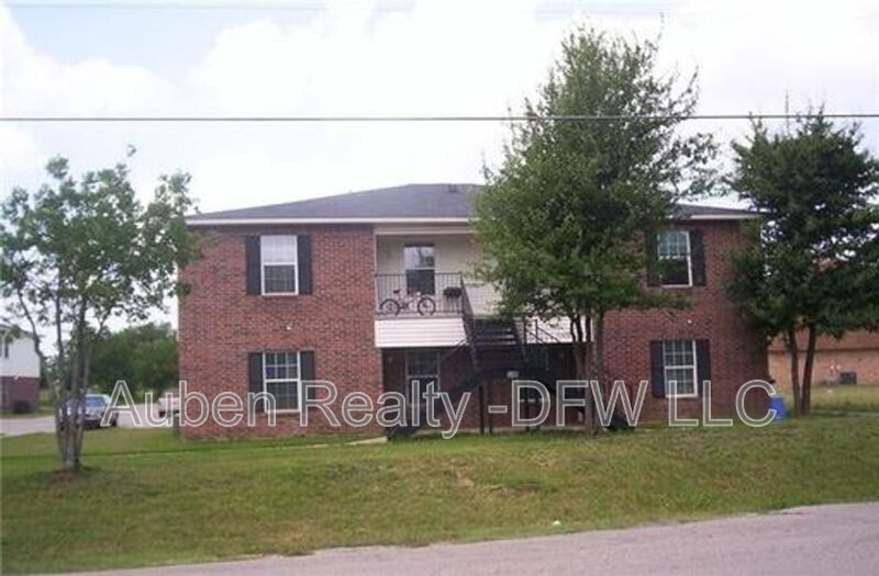 Crowley Condo: 300 South Magnolia Street