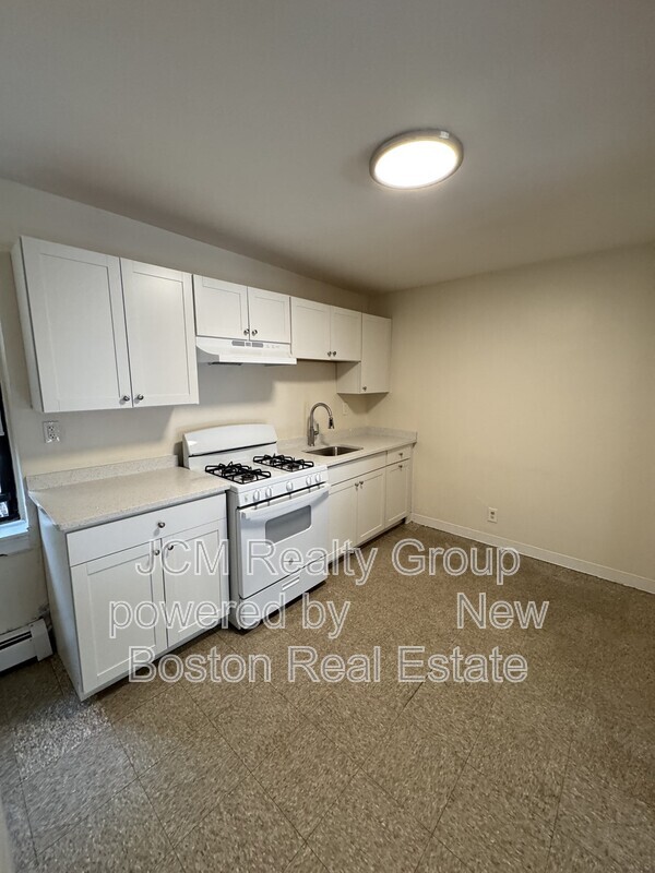 Boston: Dorchester Condo: 11 Victory Road